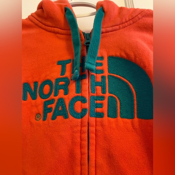 North face size large - Picture 2 of 4